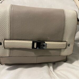 Elegant Cream and Tan Leather Clark’s Shoulder Bag